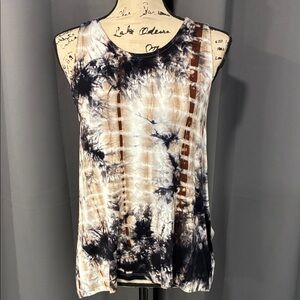 Chic Tie-Dye Sleeveless Tank Top